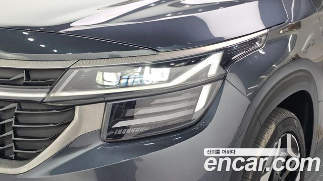 Kia Seltos 2024 — photo 8