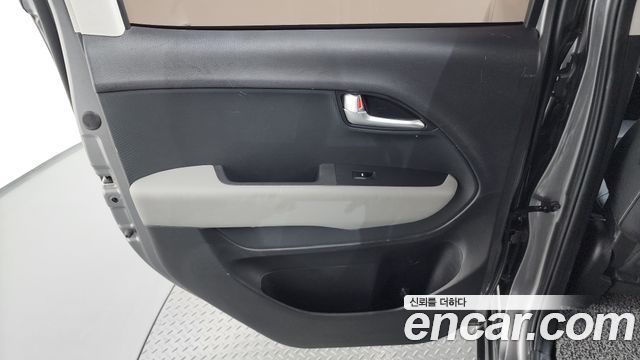 Kia RAY 2023 — photo 15