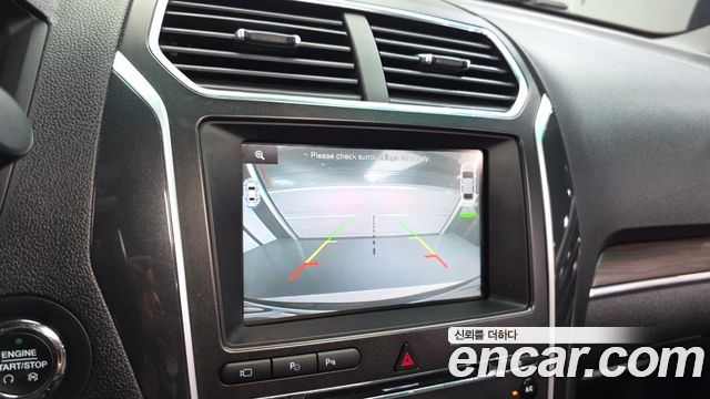 Ford Explorer 2016 — photo 15