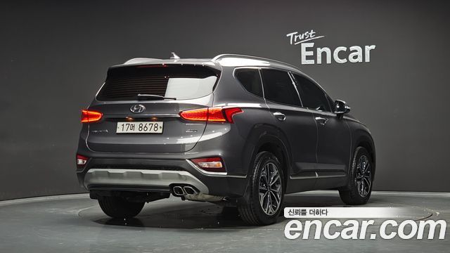 Hyundai Santafe 2019 — photo 2