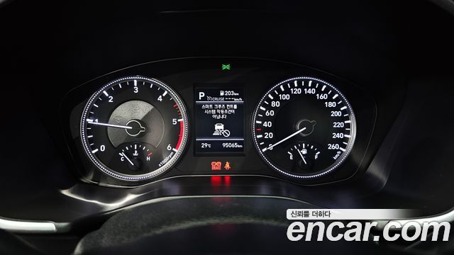 Hyundai Santafe 2019 — photo 11