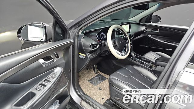 Hyundai Santafe 2019 — photo 17