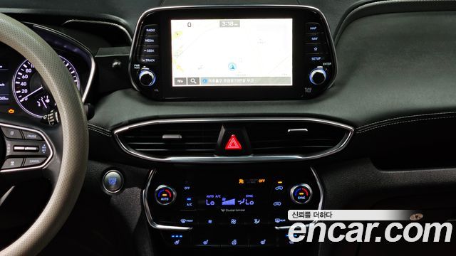 Hyundai Santafe 2019 — photo 19