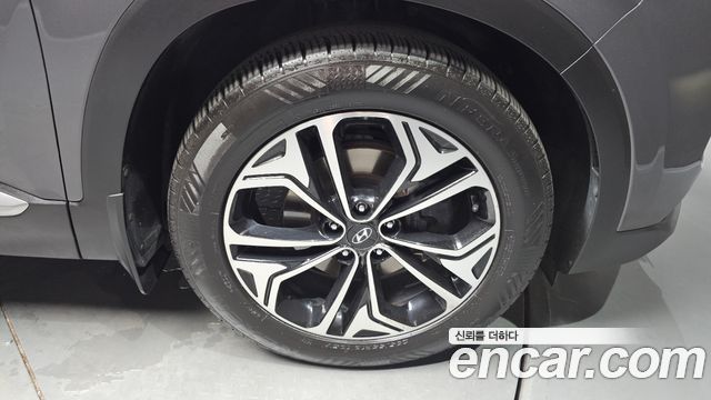 Hyundai Santafe 2019 — photo 7