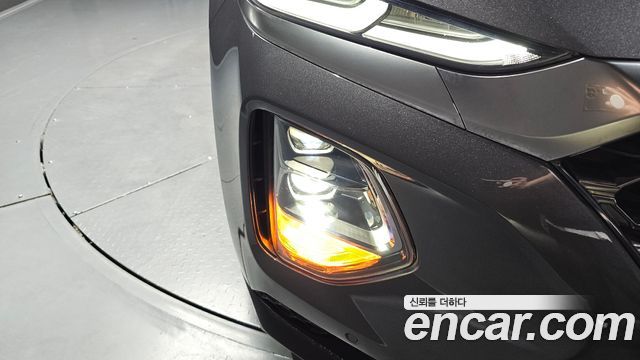 Hyundai Santafe 2019 — photo 8