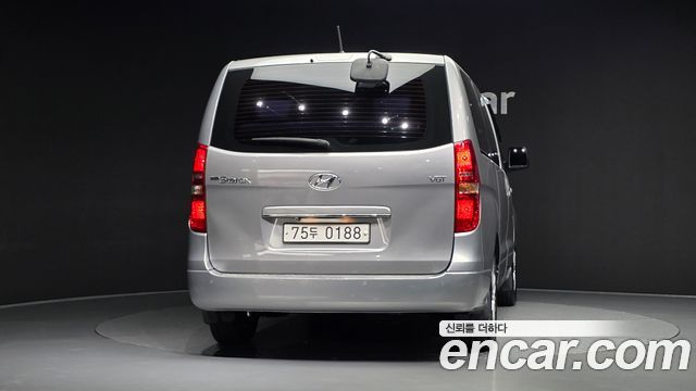 Hyundai Starex 2019 — photo 4
