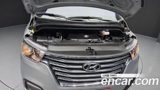 Hyundai Starex 2019 — photo 6
