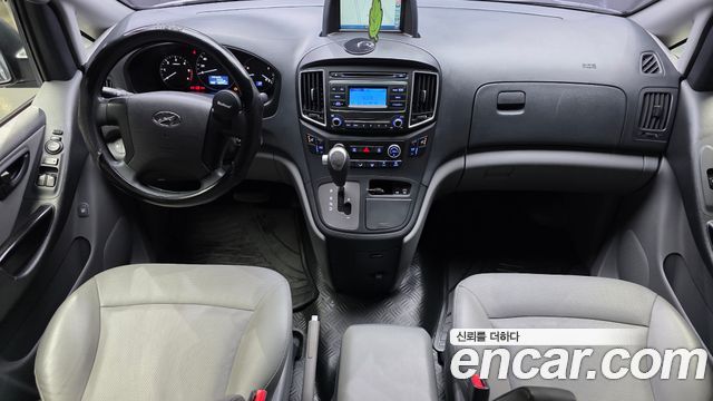 Hyundai Starex 2019 — photo 10