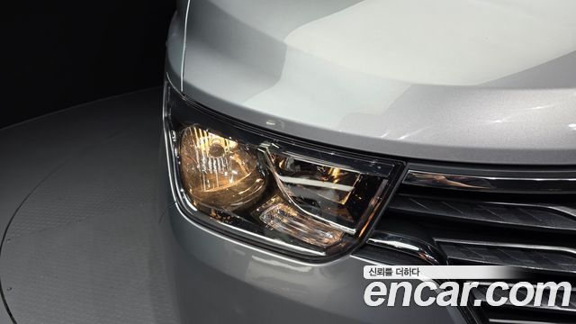 Hyundai Starex 2019 — photo 8