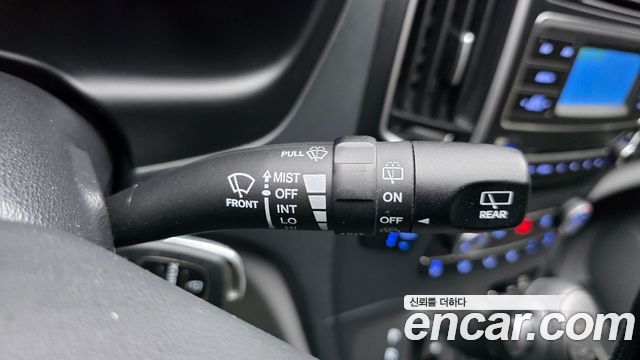 Hyundai Starex 2019 — photo 30