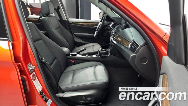 BMW X1 2015 — photo 11