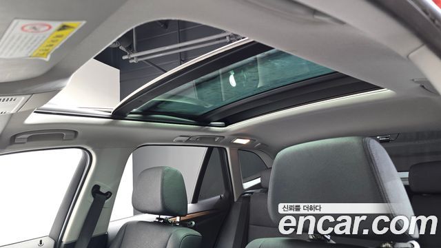 BMW X1 2015 — photo 17