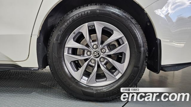 Toyota Sienna 2021 — photo 7