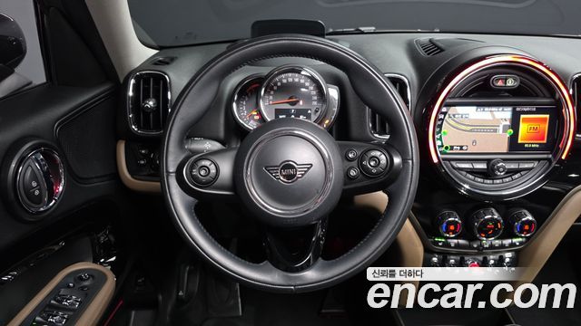 Mini Countryman 2020 — photo 19