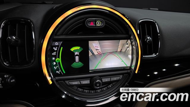 Mini Countryman 2020 — photo 22