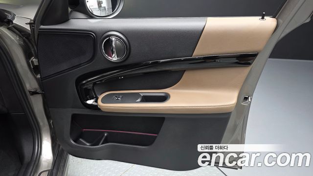 Mini Countryman 2020 — photo 14
