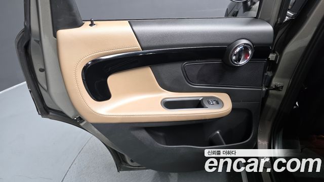 Mini Countryman 2020 — photo 15