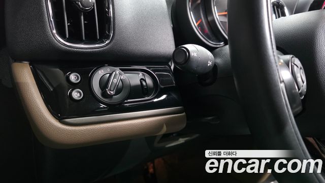 Mini Countryman 2020 — photo 28