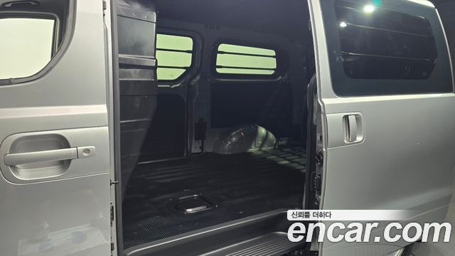 Hyundai Starex 2020 — photo 18