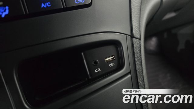 Hyundai Starex 2020 — photo 24