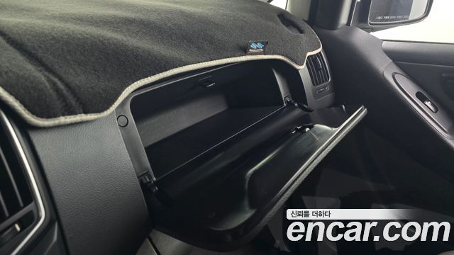 Hyundai Starex 2020 — photo 25