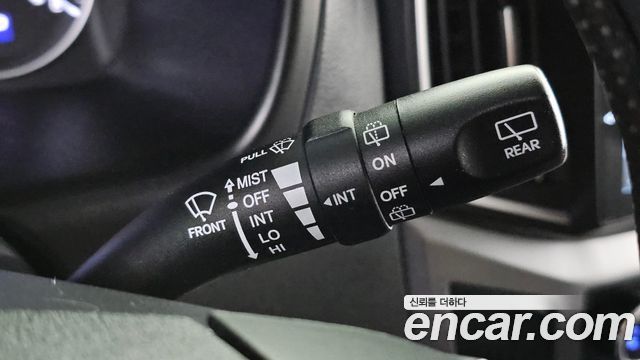 Hyundai Starex 2020 — photo 27