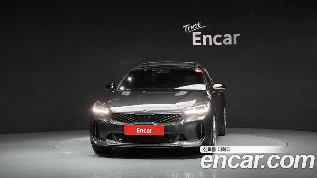 Kia Stinger 2018 — photo 3
