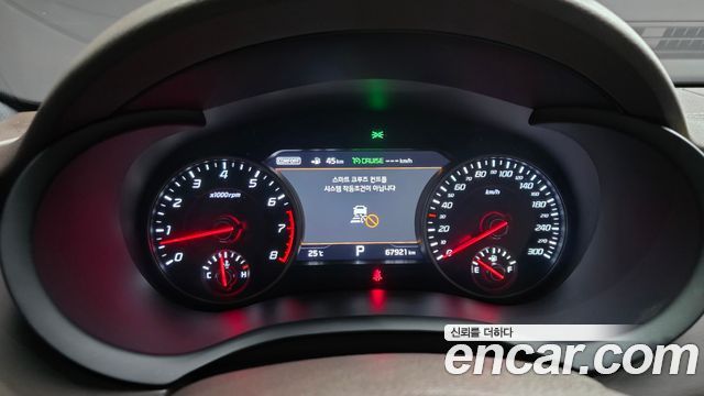 Kia Stinger 2018 — photo 11