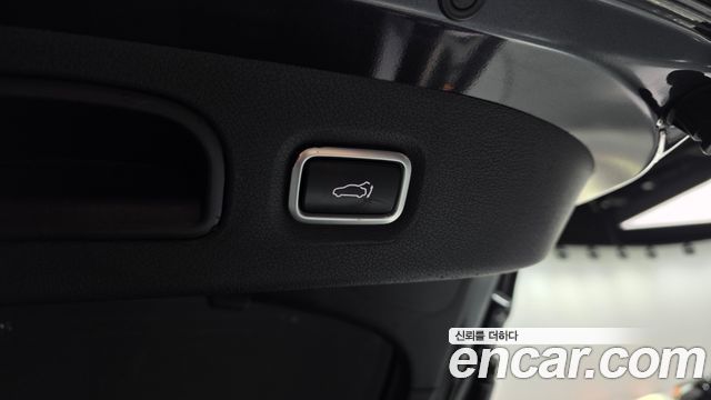 Kia Stinger 2018 — photo 25