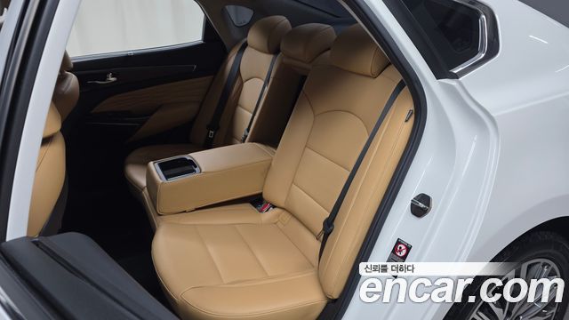 Kia K7 2020 — photo 18