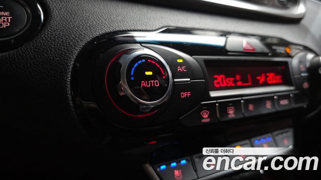 Kia Sorento 2016 — photo 22