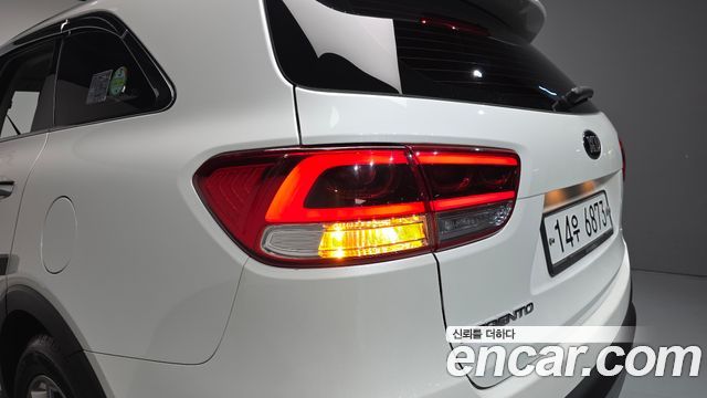 Kia Sorento 2016 — photo 9