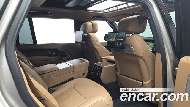 Land Rover Range Rover 2024 — photo 11