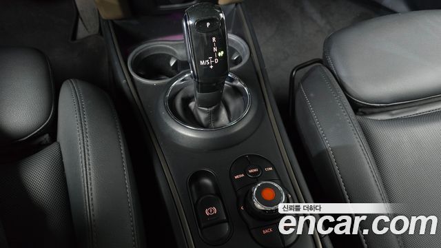 Mini Countryman 2020 — photo 9