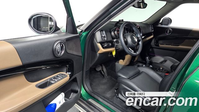Mini Countryman 2020 — photo 10