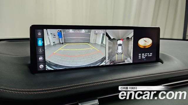 Genesis GV70 2021 — photo 16