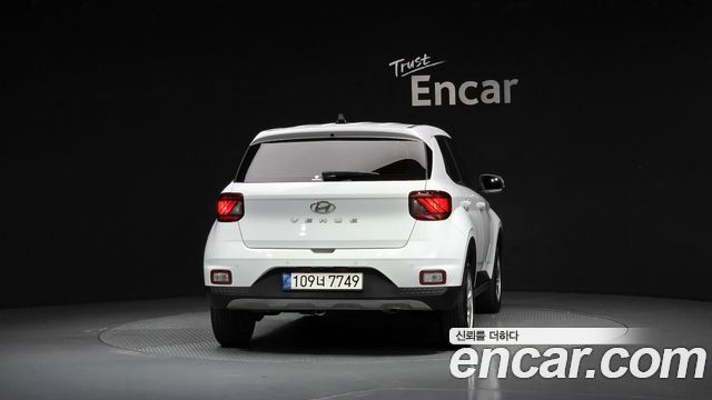 Hyundai Venue 2022 — photo 4