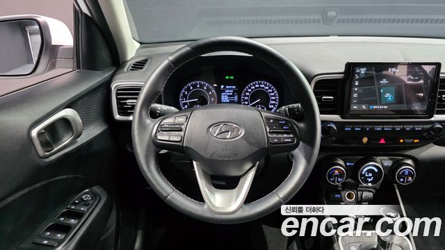 Hyundai Venue 2022 — photo 19