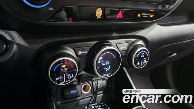 Hyundai Venue 2022 — photo 25