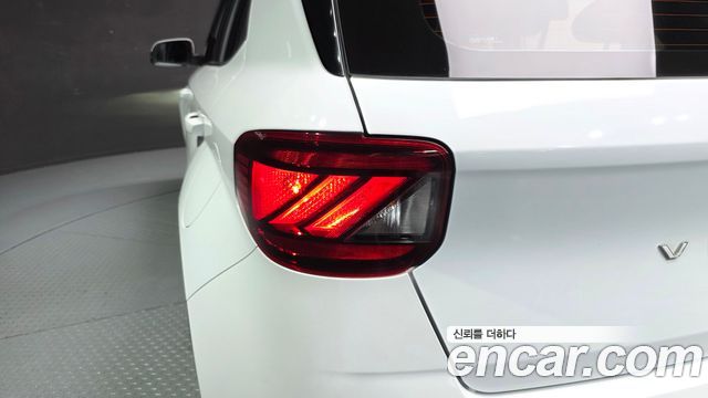 Hyundai Venue 2022 — photo 9