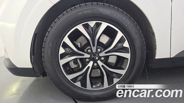 Kia Canival 2021 — photo 5