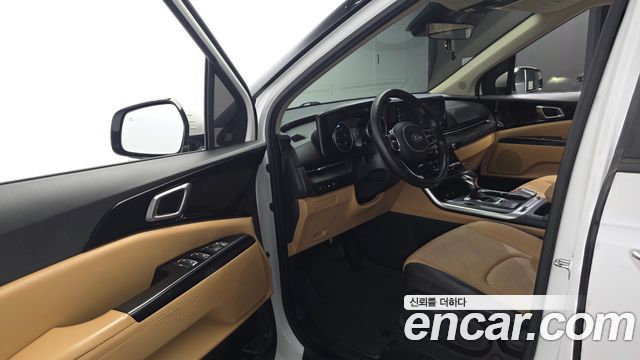 Kia Canival 2021 — photo 13