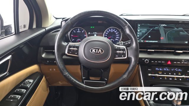 Kia Canival 2021 — photo 20