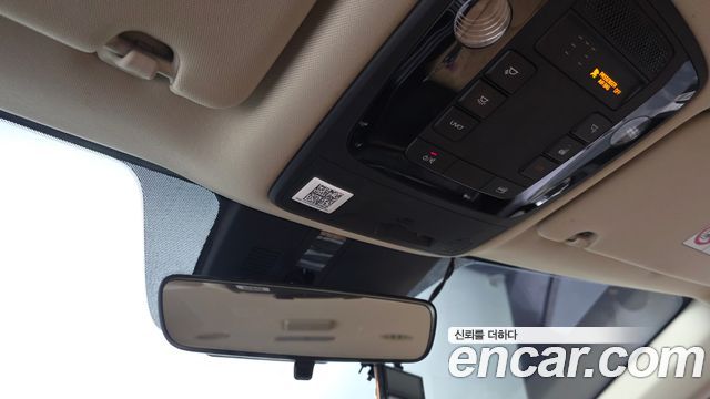 Kia Canival 2021 — photo 25