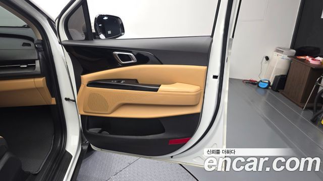 Kia Canival 2021 — photo 15