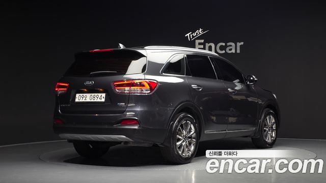 Kia Sorento 2016 — photo 2