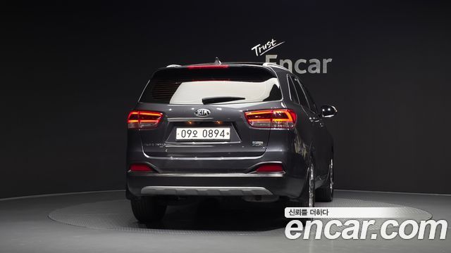 Kia Sorento 2016 — photo 4
