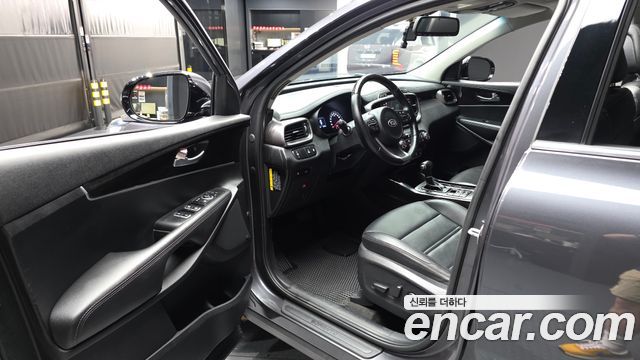 Kia Sorento 2016 — photo 13