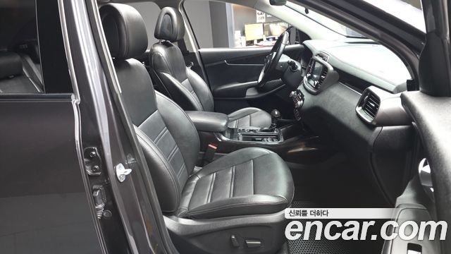 Kia Sorento 2016 — photo 17