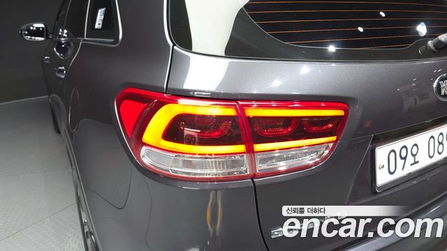 Kia Sorento 2016 — photo 9